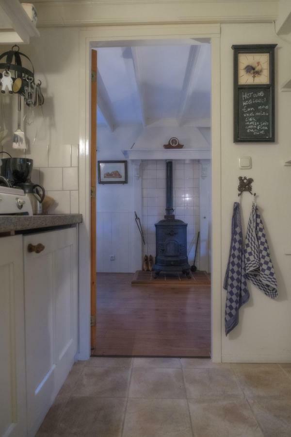 Oes-Tilber Bed & Breakfast Zweeloo Екстериор снимка