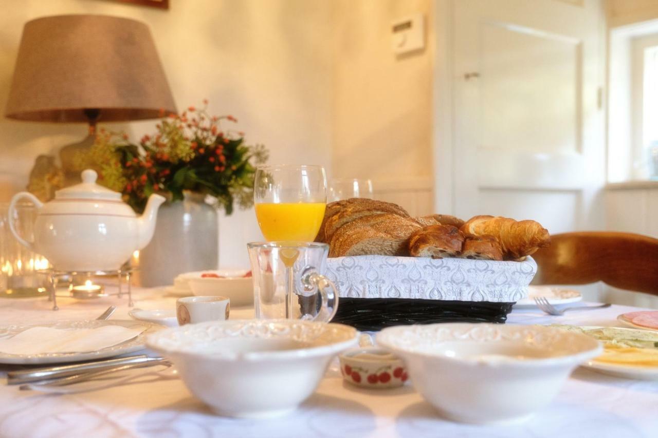 Oes-Tilber Bed & Breakfast Zweeloo Екстериор снимка