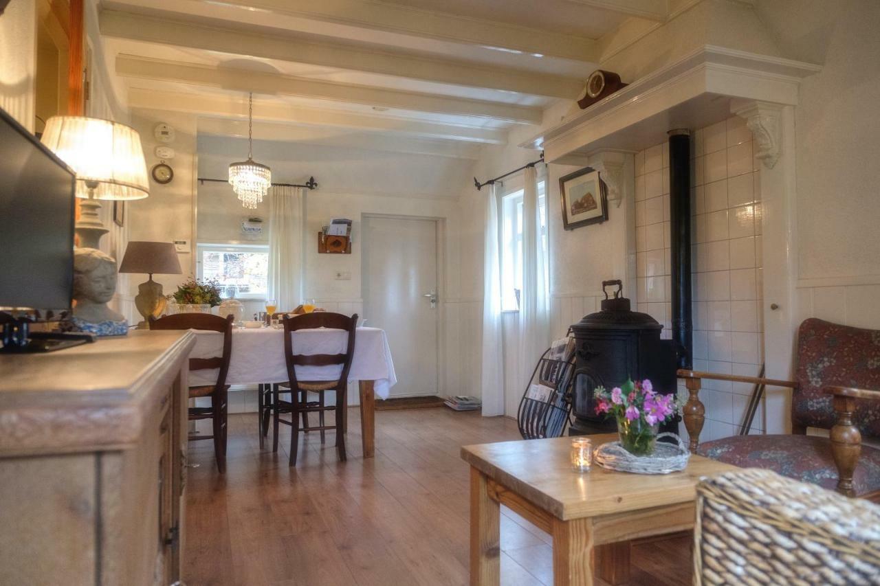 Oes-Tilber Bed & Breakfast Zweeloo Екстериор снимка